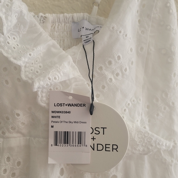 Lost + Wander NWT M White Petals of The Sky Midi Dress - Picture 5 of 8